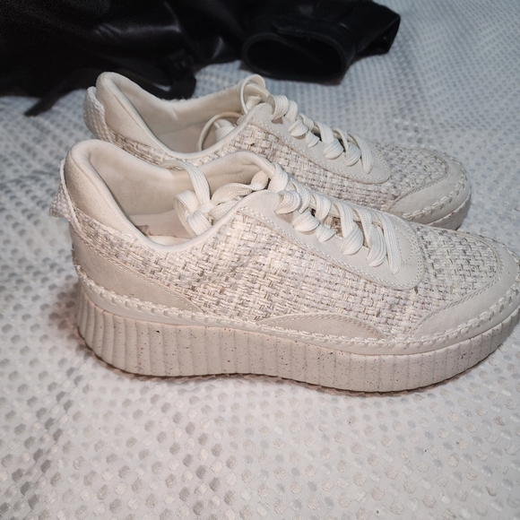 UNIVERSAL THREAD EUC WOMENS SZ 9.5 PERSEPHONE SNEAKER SHOES - Picture 1 of 10